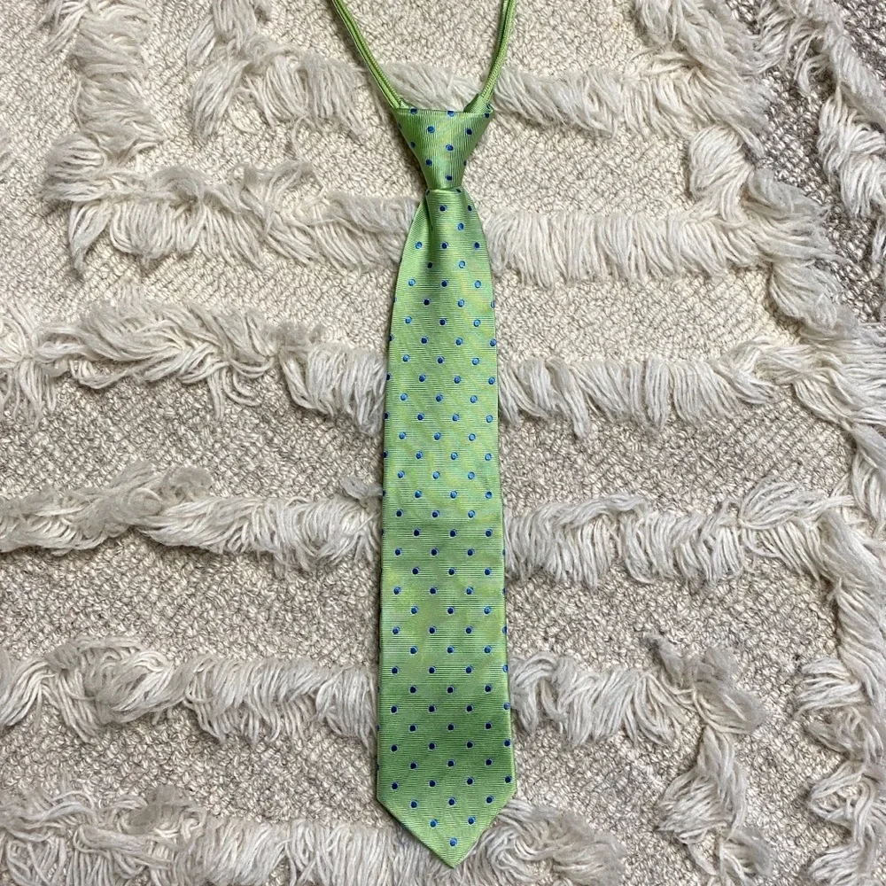 HARTSTRINGS Polka Dot Zipper Tie 100% Silk NWOT